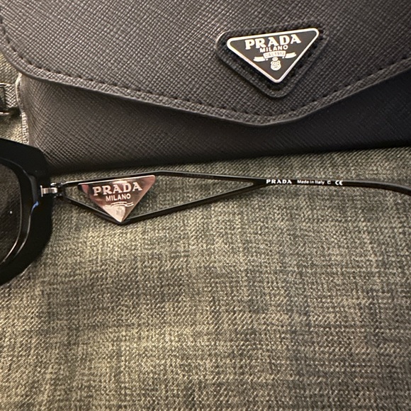 PRADA
PR 14YS - Picture 5 of 5